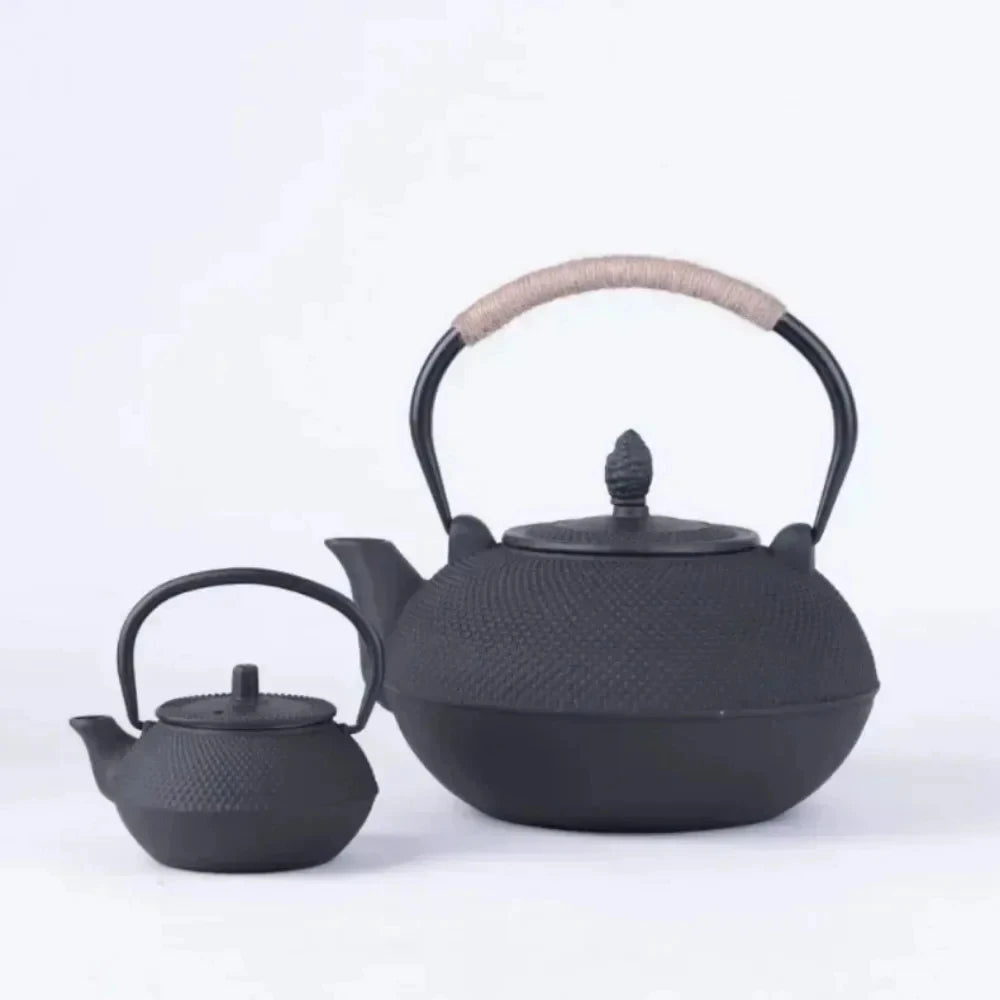 Factory Price 3L Iron Teapot 1.8L Boiling Water Teapot 1.2L Kettle 0.9 Liter Kitchen Teaware 0.6L 0.3L Cast Iron Tea Pot