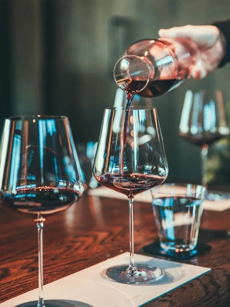 New Burgundy Bordeaux Style Light Luxury Wine Glass Ultra-thin Craftsmanship Slim Cup Stems Birthday Party Bar Classics Goblet