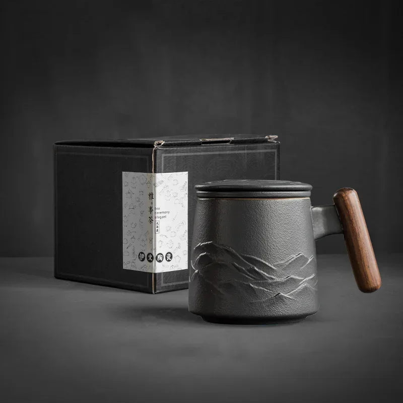 Beautiful Tea Mugs Ceramic Vintage Tea Coffee Cup Beer Large Mug with Infuser Lid Wooden Handle Tableware Personalized Gifts